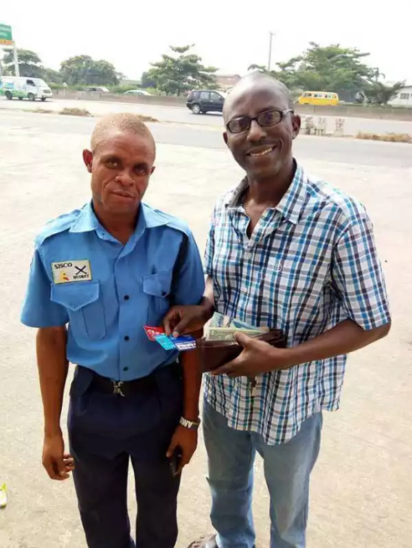 Wow!! This Security Man Picked Up A Lost Wallet With Dollars And 8 ATM Cards- What He Did Next Will Shock You!!
